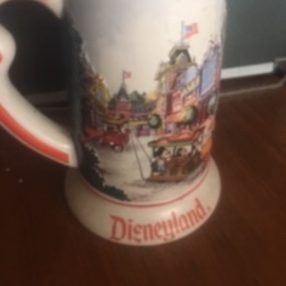 🎠Disneyland Stein $35 or $30w/offer - Picture 3 of 4